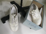 Nursing shoes